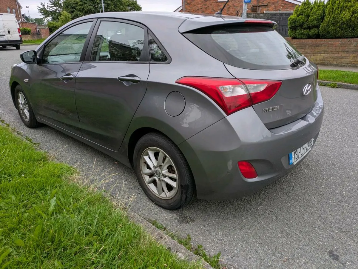 Hyundai i30 1.6 crdi - Image 3