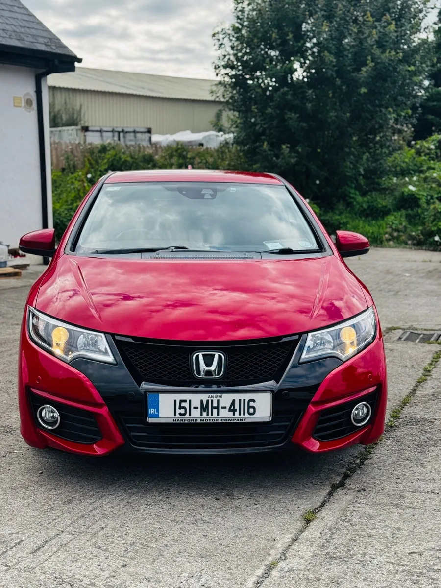 2015 Honda Civic 1.6 diesel 155000KM High Spec - Image 2
