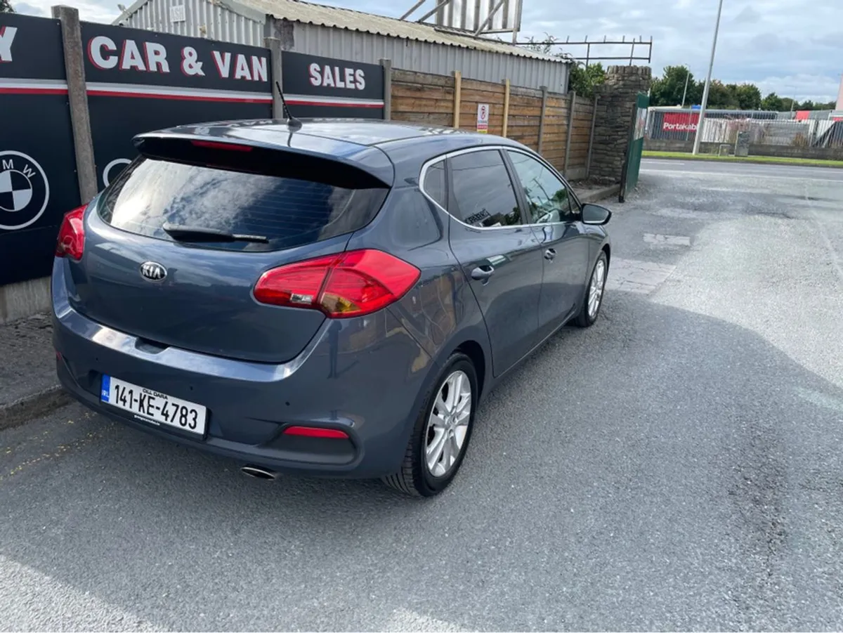 Kia Ceed Cee d 2 Ecodynamics 5DR 1.6 Crdi 126BHP - Image 4