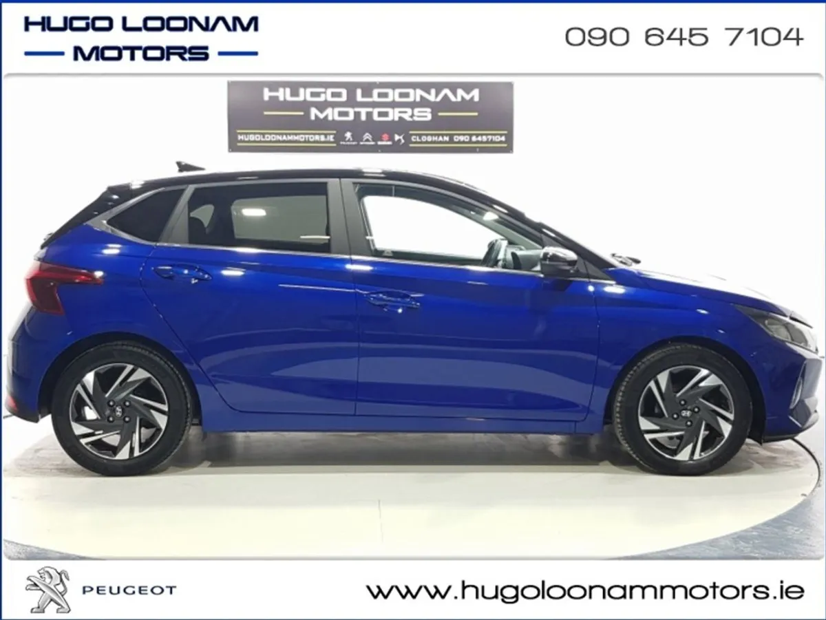Hyundai i20 Deluxe Plus 2tone 5DR - Image 4