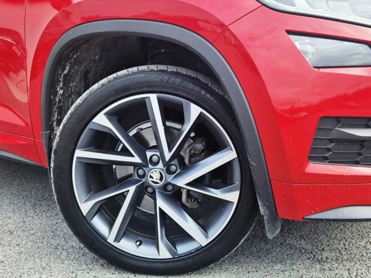 Skoda Kodiaq 2.0tdi 150PS Sportline 4X4 7ST 5DR AU - Image 4