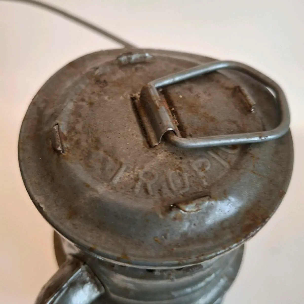 Chalwyn Tropic Hurricane lamp - Image 4