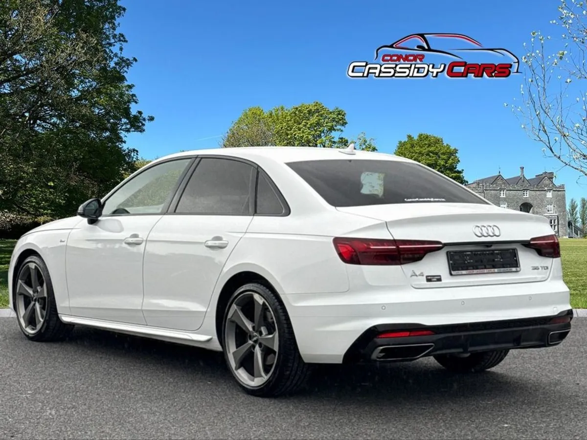 Audi A4 TDI S Line  black Edition - Image 3