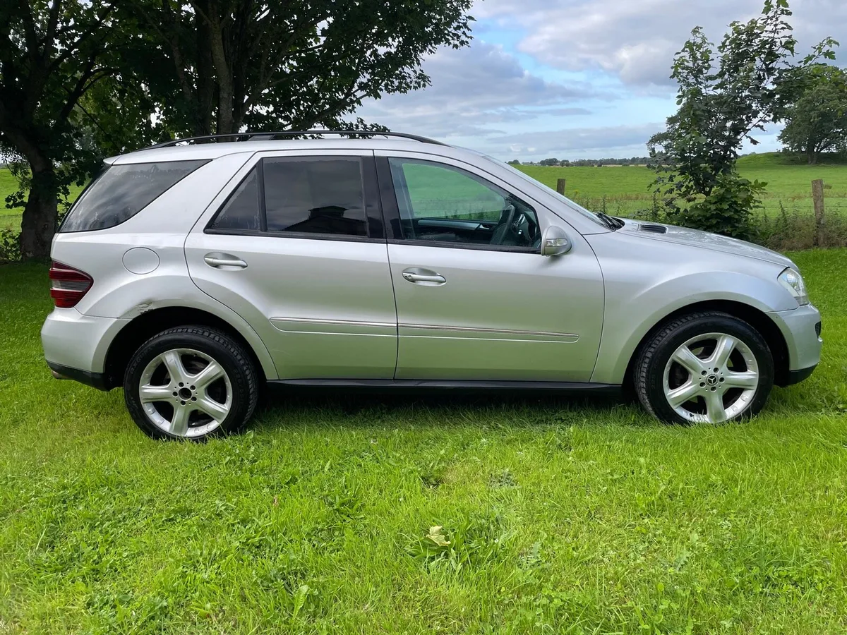 Mercedes ML 320 - Image 3