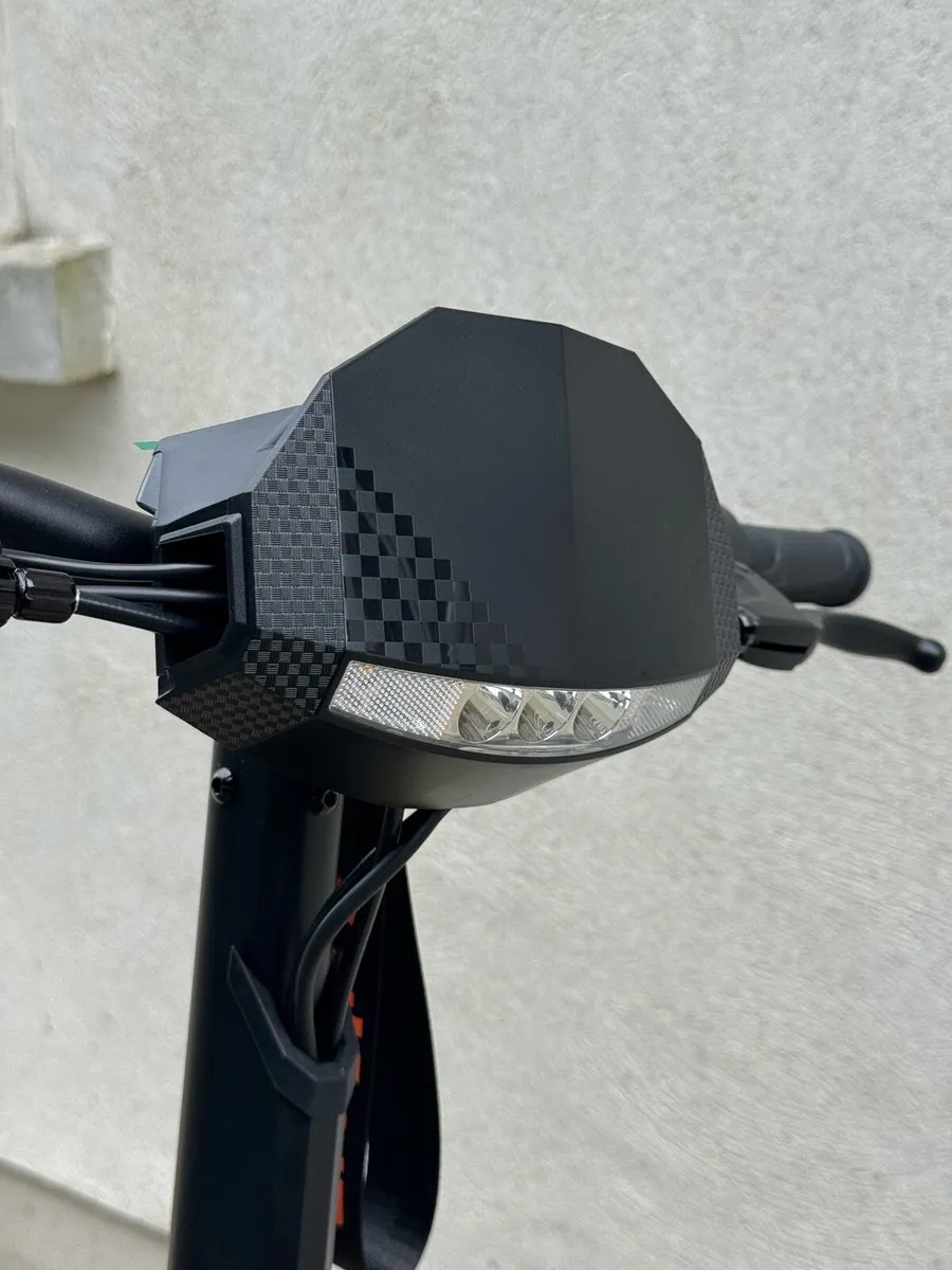 Kugoo Kirin G2 – Like New, Only 117 km! - Image 3
