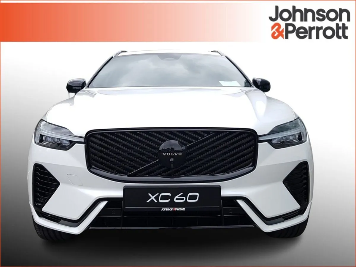 Volvo XC60 T6 350 bhp AWD Plus Black Edition - (c - Image 4