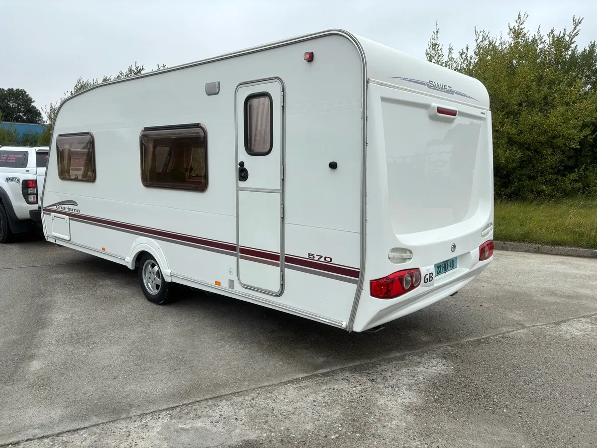 Swift charisma. Fixed bunkbeds 6 berth - Image 2