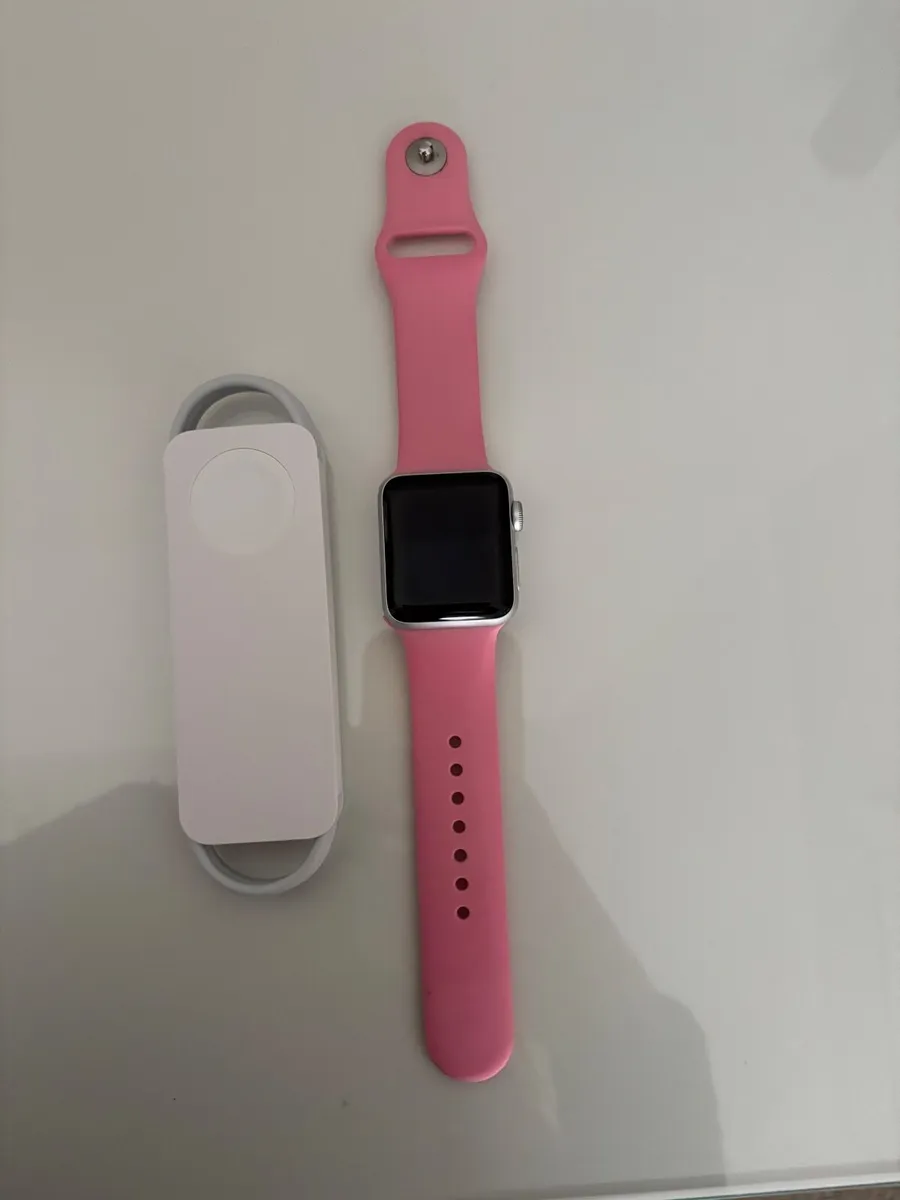 Apple Watch Series 3, 38mm - Image 2