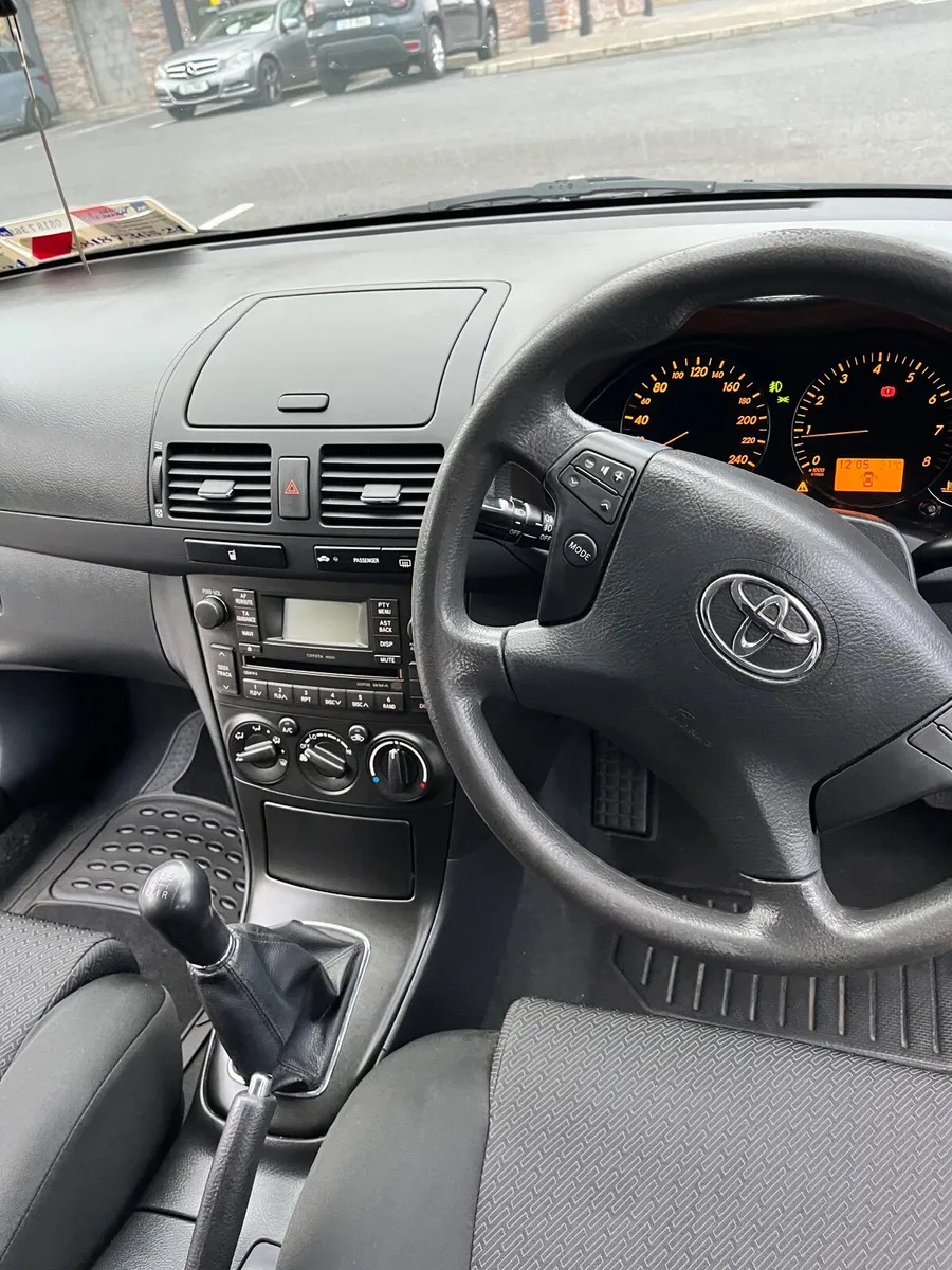 Toyota Avensis 2007 - Image 4