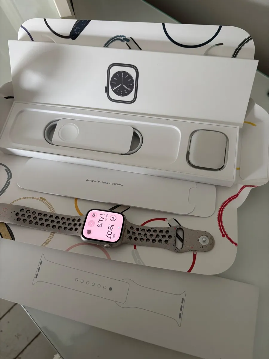 Apple Watch Series 8 GPS - 45mm + Accessories - Image 1