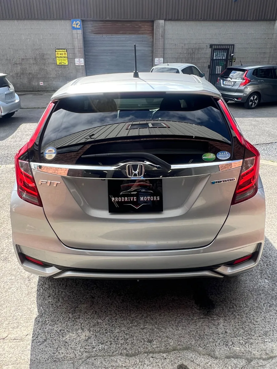 Honda fit 2019 - Image 2