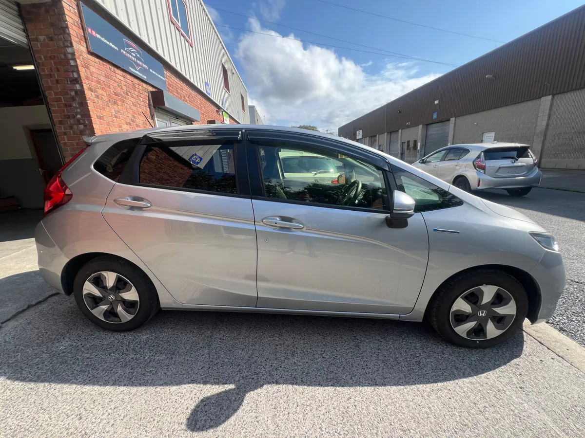 Honda fit 2019 - Image 3