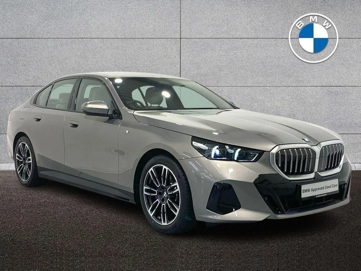 BMW 5 Series 520i M Sport Saloon - Image 1