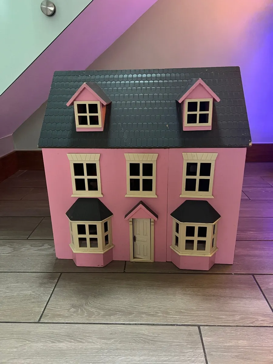 Doll House - Image 1