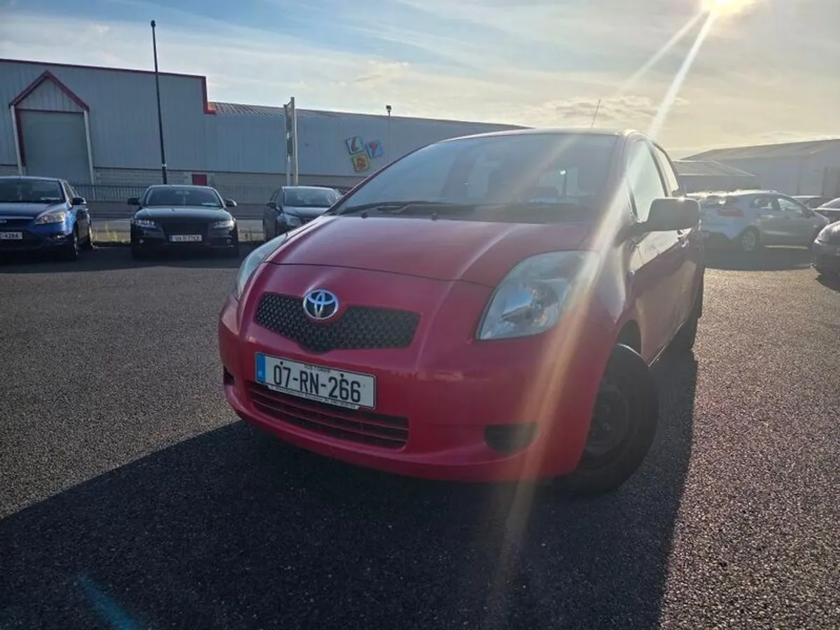 Toyota Yaris 1.0 2007 Red Fresh Nct - Image 2