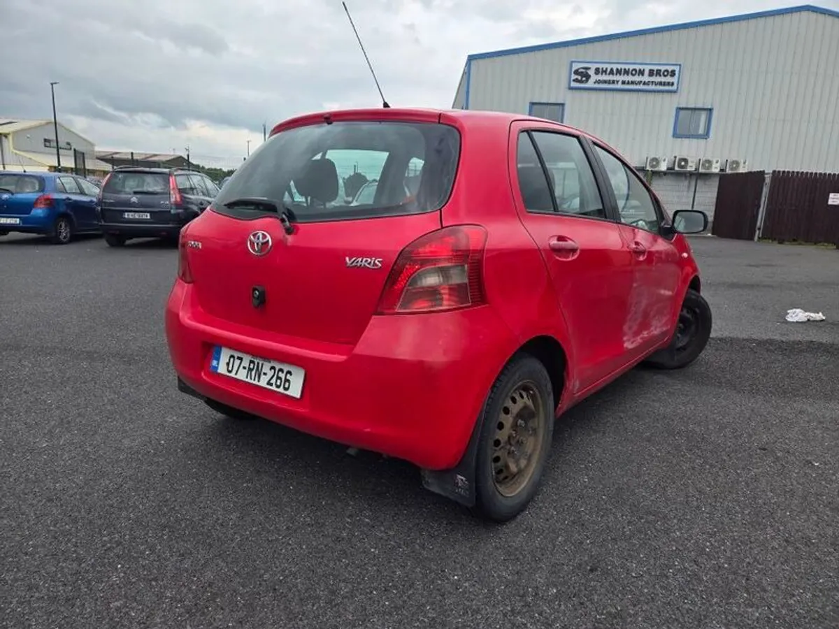 Toyota Yaris 1.0 2007 Red Fresh Nct - Image 4