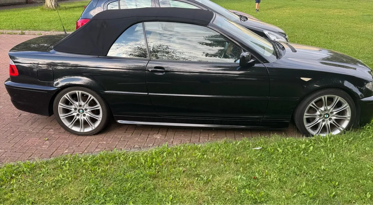 BMW 325ci Convertible - Image 2