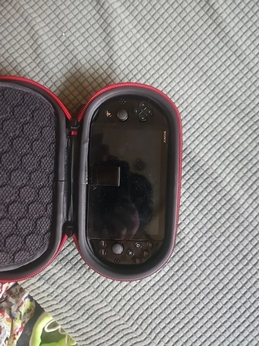 ps vita - Image 4