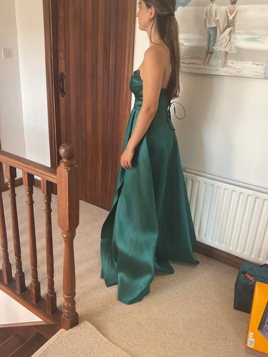 Debs Dresses - Image 4
