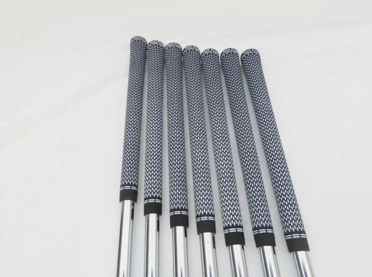 Titleist T300ii Iron Set 5-PW,48* TT AMT Red S300 - Image 2