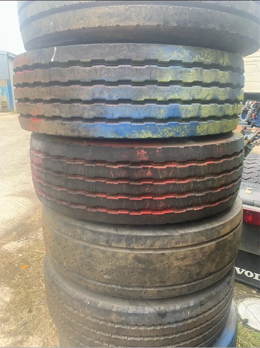 R19.5 wheels - Image 1