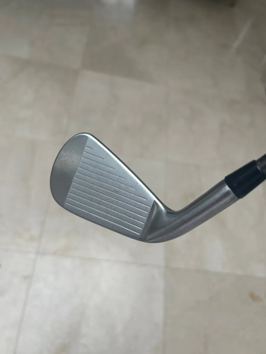 Titleist 712U 3iron - Image 2