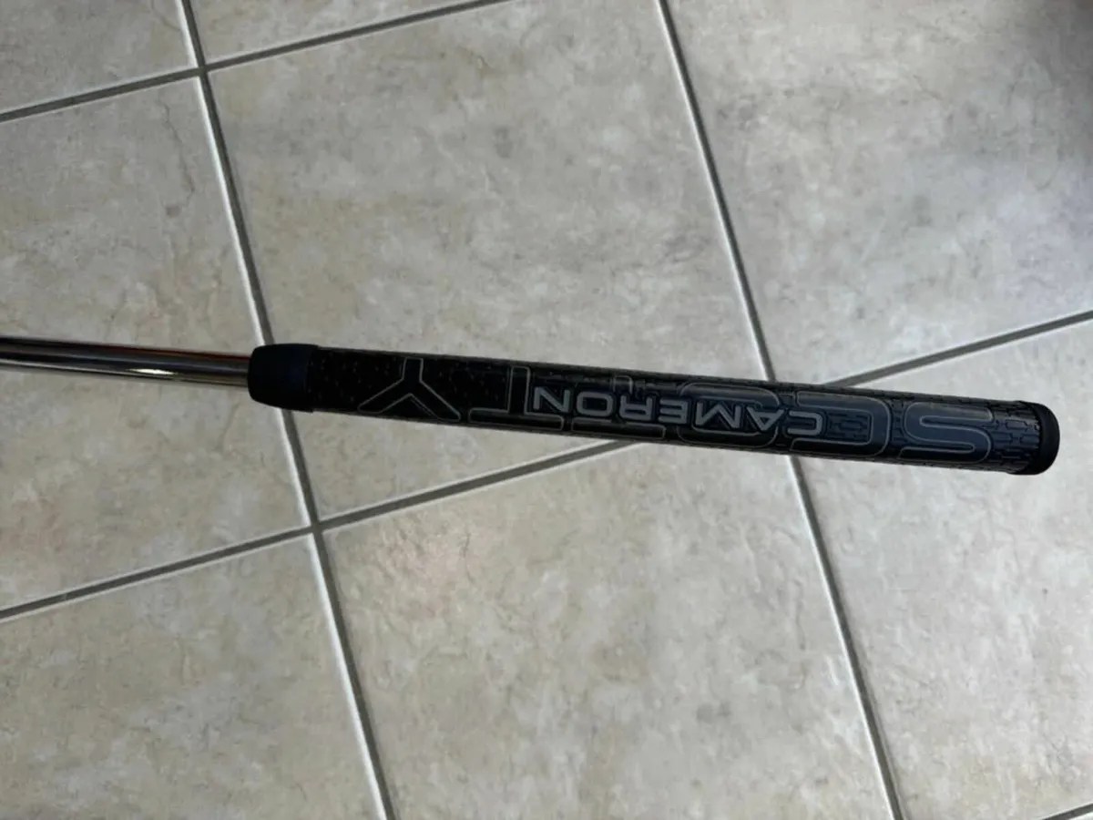 Scotty Cameron Phantom Black 9.2R - Image 4