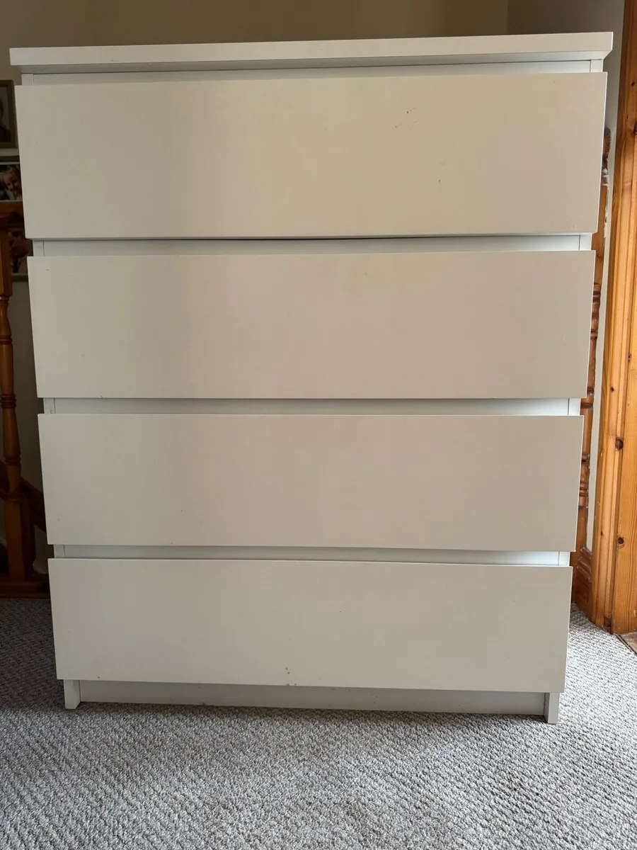 Chest of drawers -  perfect condition - Image 1