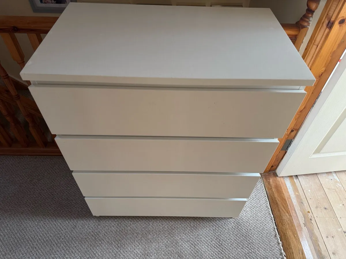 Chest of drawers -  perfect condition - Image 3