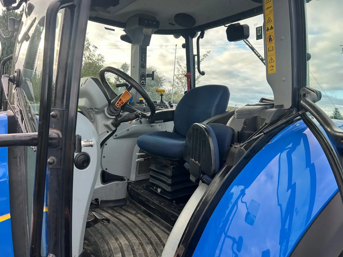 2020 New Holland T5-120 - Image 4