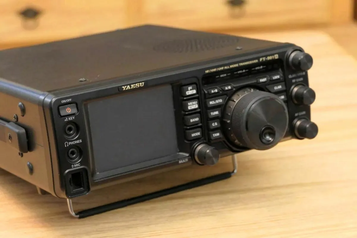YAESU FT-991A All Mode Transceiver HF VHF UHF - Image 2