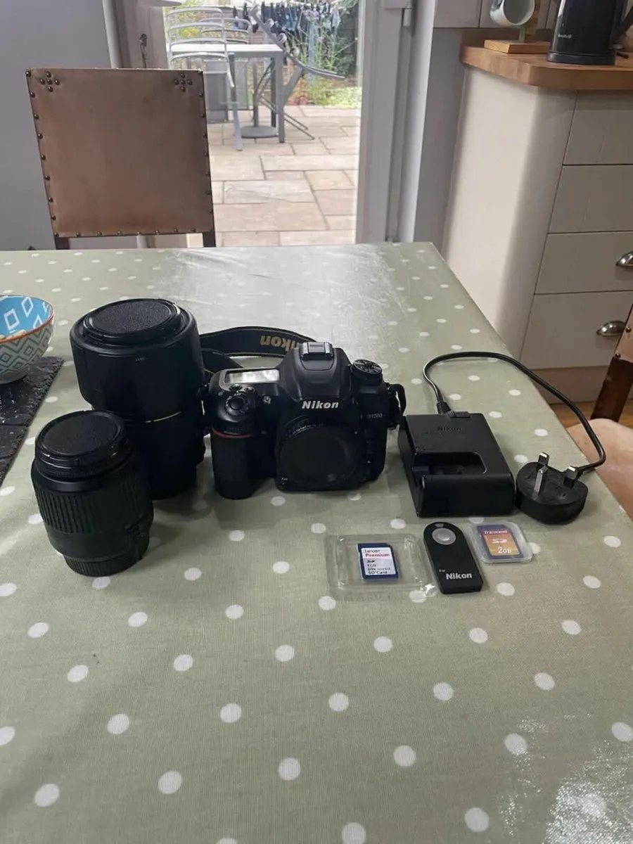 Nikon D7500 20.9 MP Digital SLR Camera - Image 2
