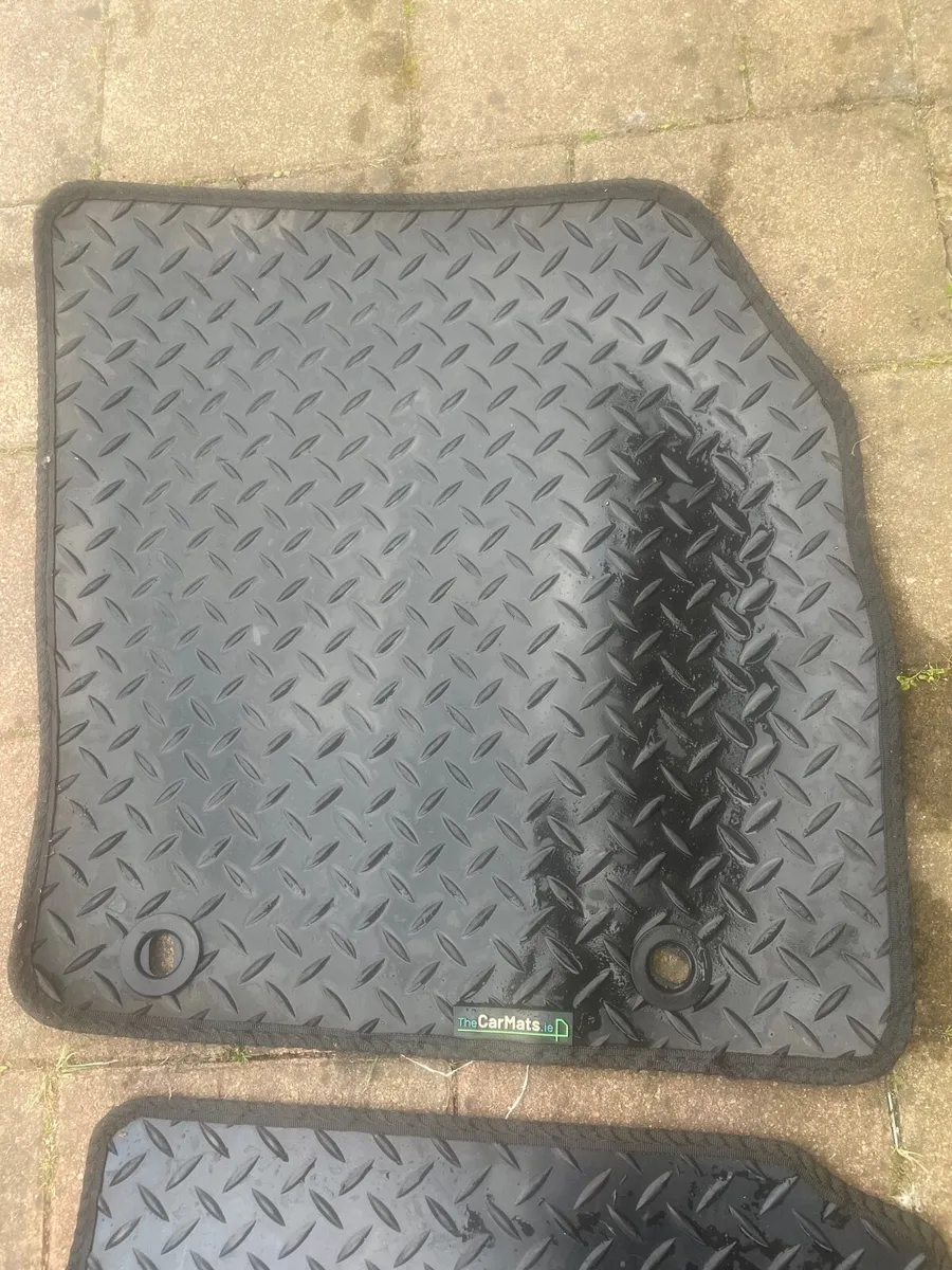 Car mats - Image 2