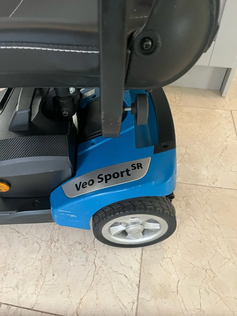 Rascal Veo Sport Mobility Scooter - Image 3