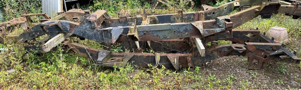 Defender 90 td5 chassis - Image 1