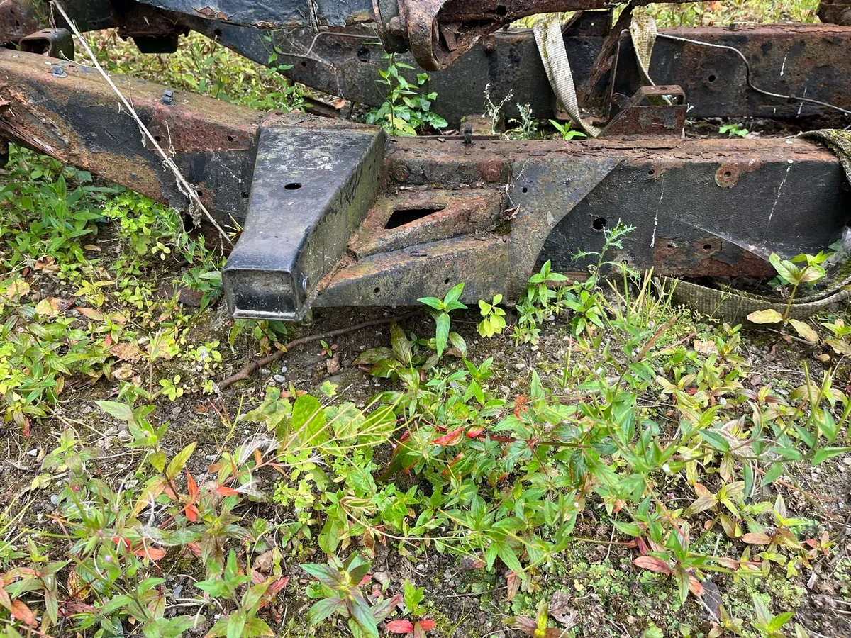 Defender 90 td5 chassis - Image 4