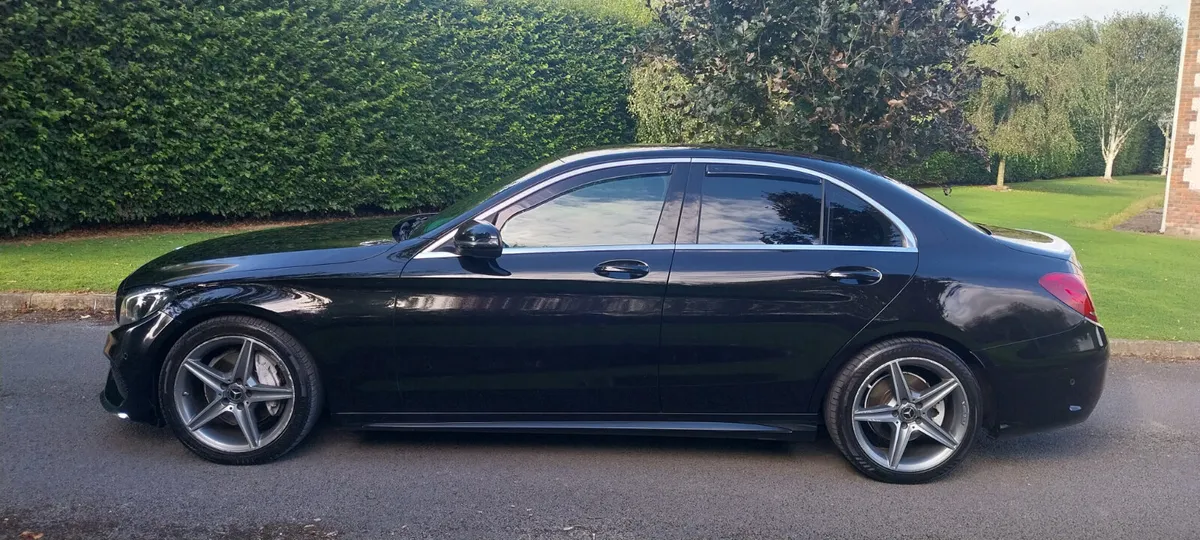 2018 Mercedes-Benz C-Class C220D AMG Line - Image 4