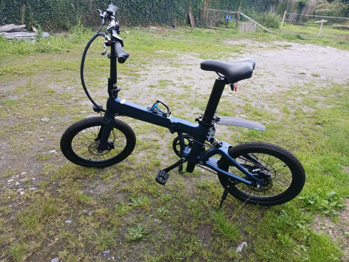 Pedal assist electric folding bike - Image 1