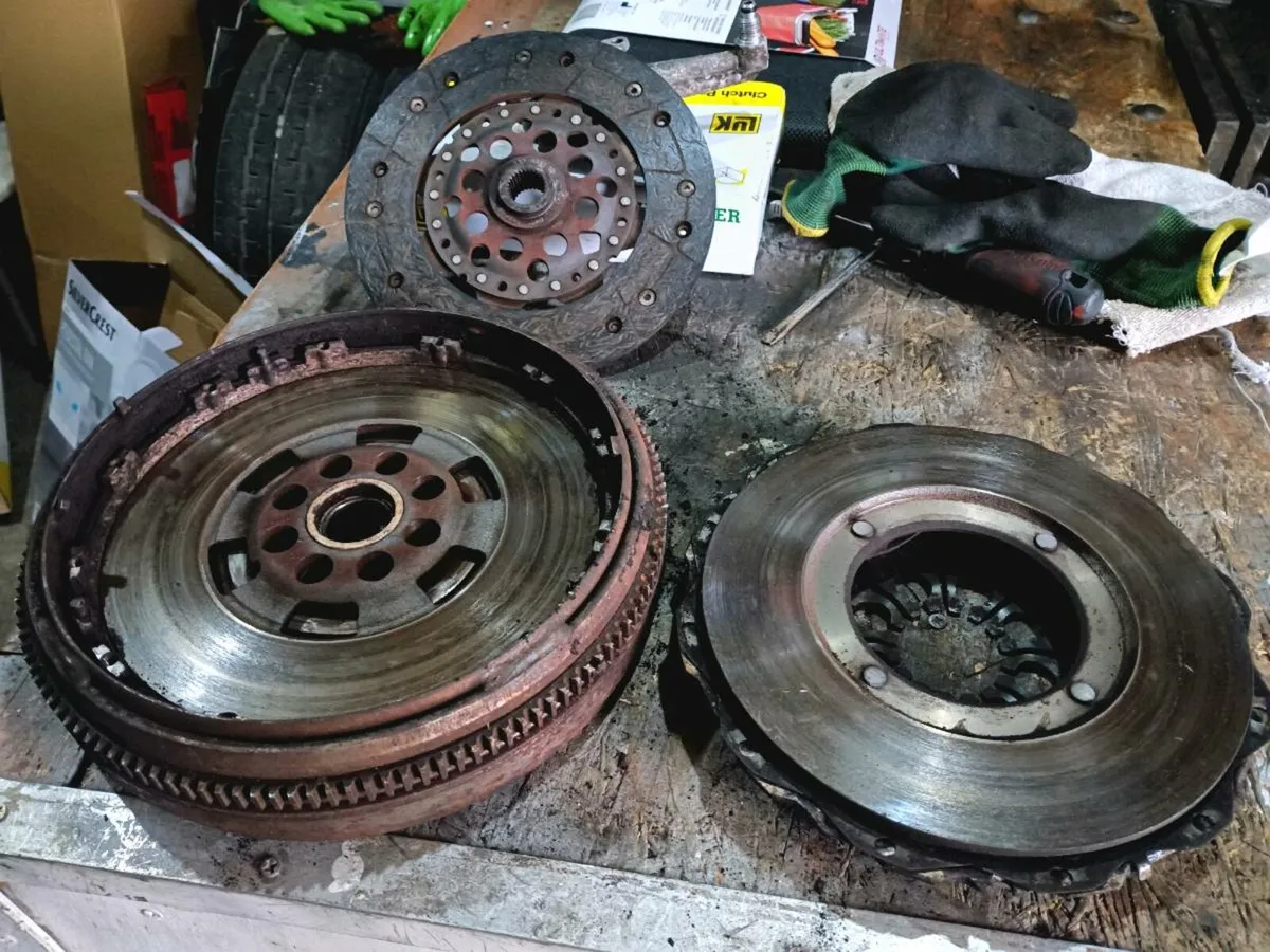 VW T4 PARTS - Image 1