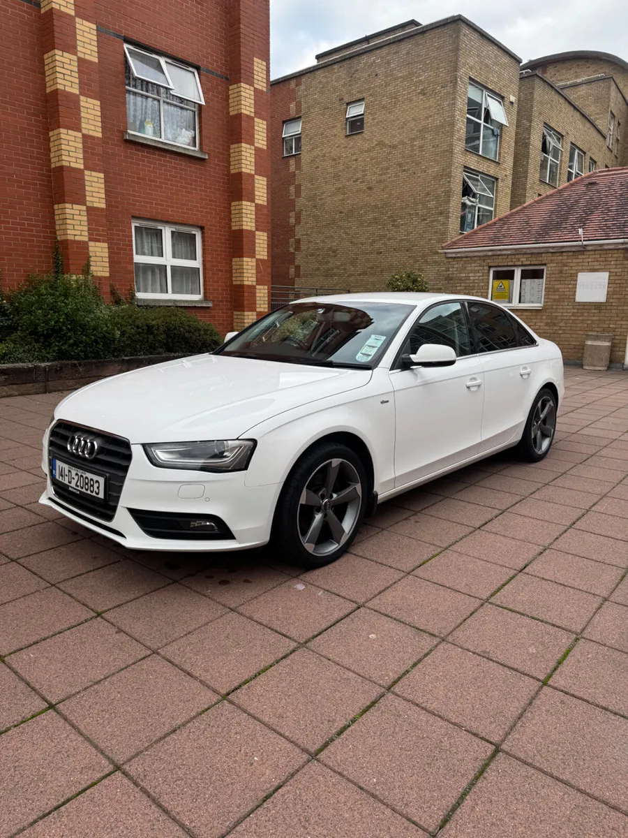Audi A4 2014 - Image 2