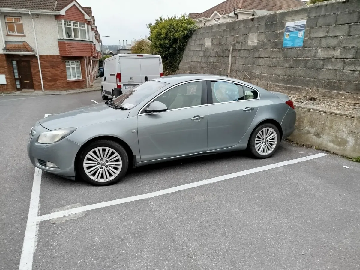 Opel Insignia Elite 2.0 CDTi 160PS – 4DR Salo 2013 - Image 2