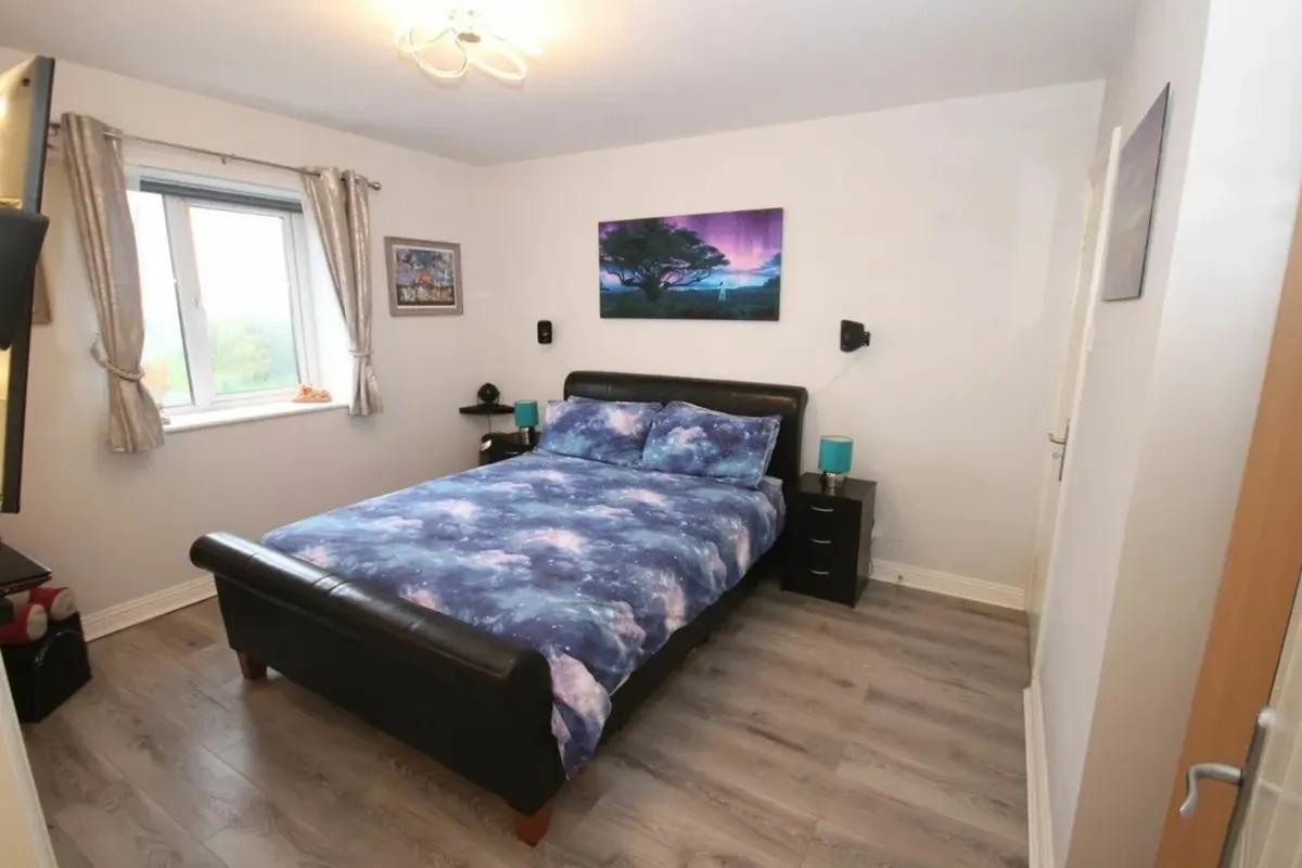Bed Frame & Bedside Tables