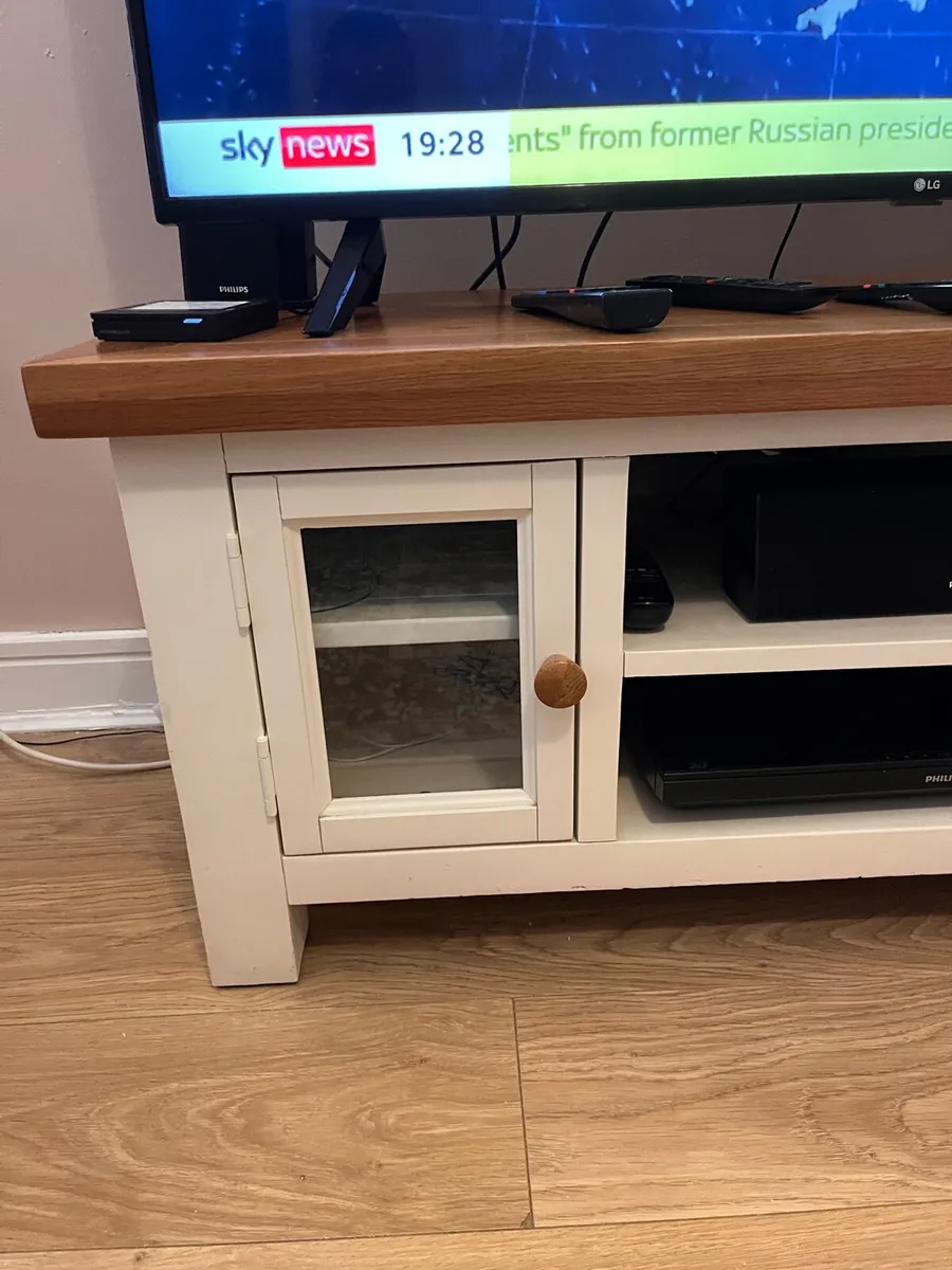 Tv table - Image 2