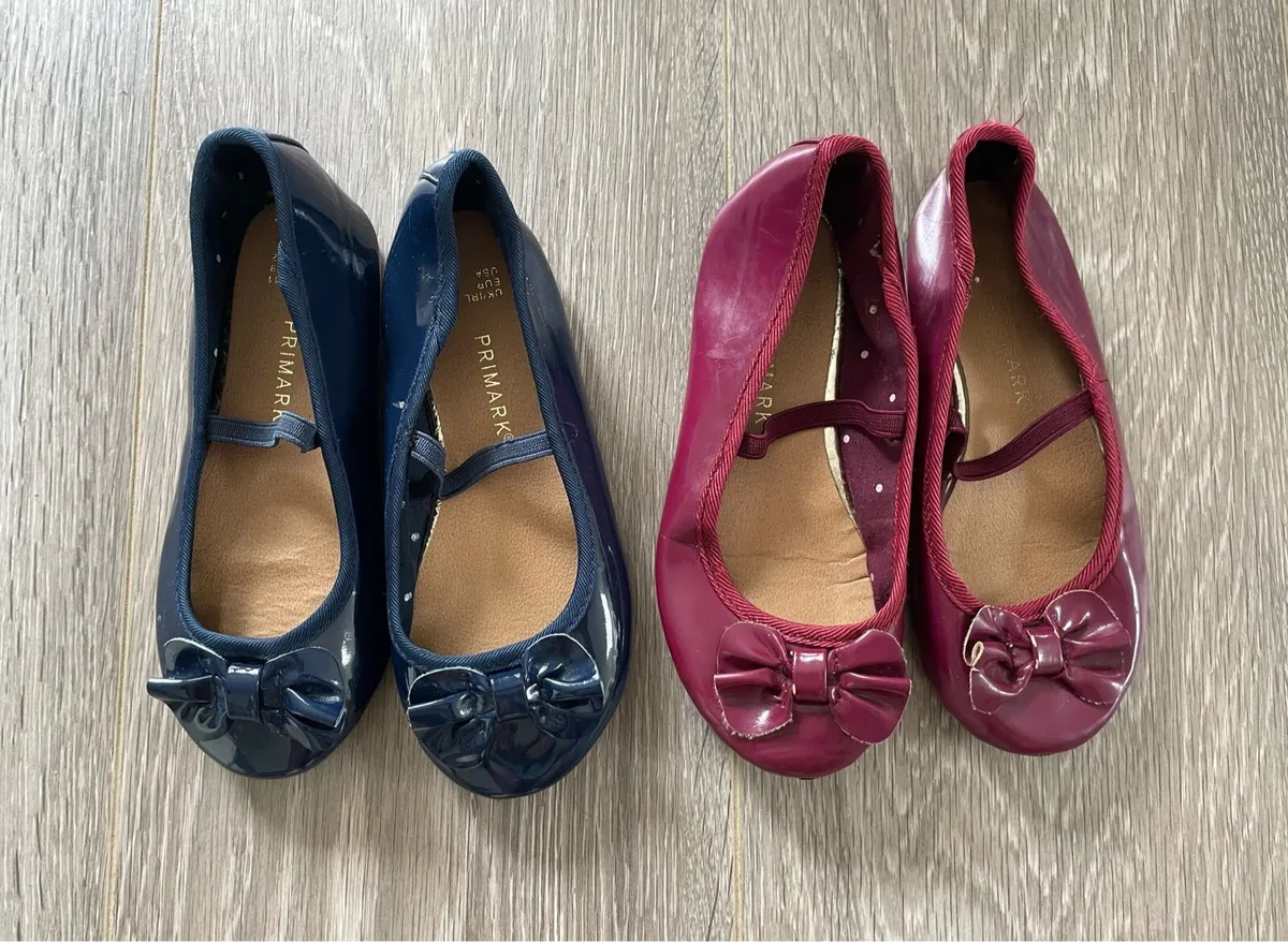Girls Ballerina Pumps: Size 11 - OR FREE WITH ANY - Image 1