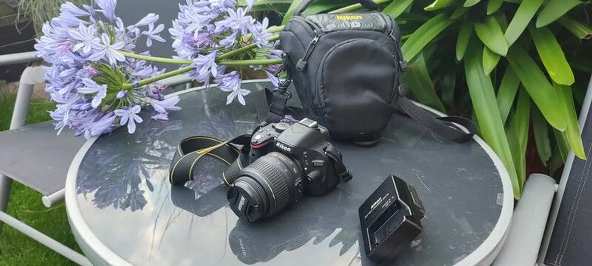 Nikon d5100 camera - Image 1