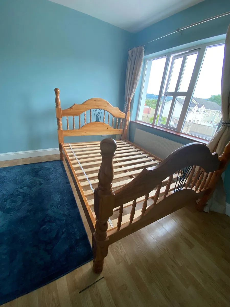 Double bed frame - Image 1