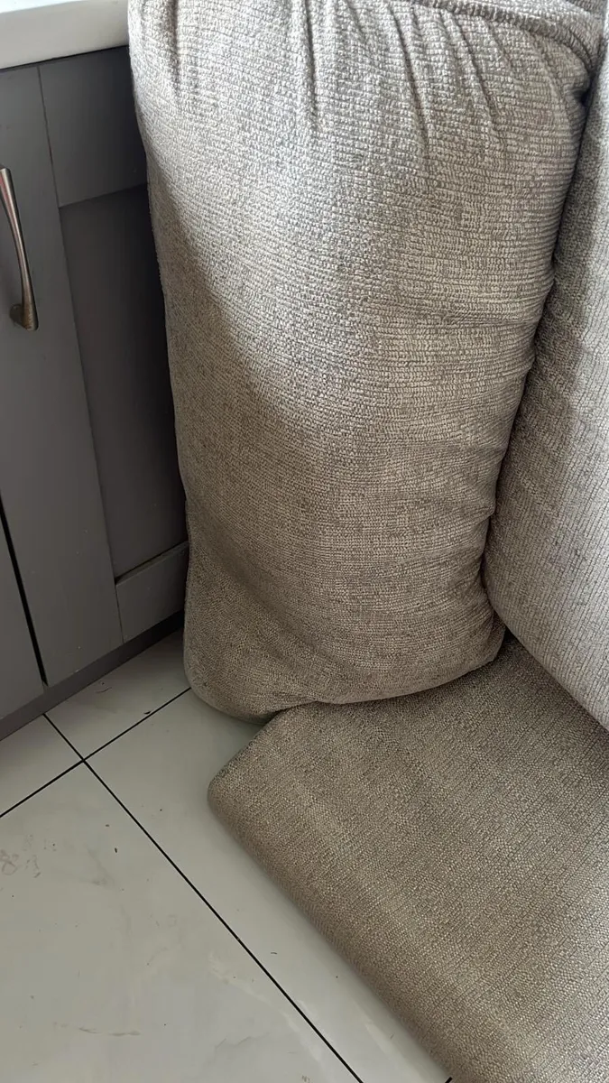 2&3 seater couch - Image 4