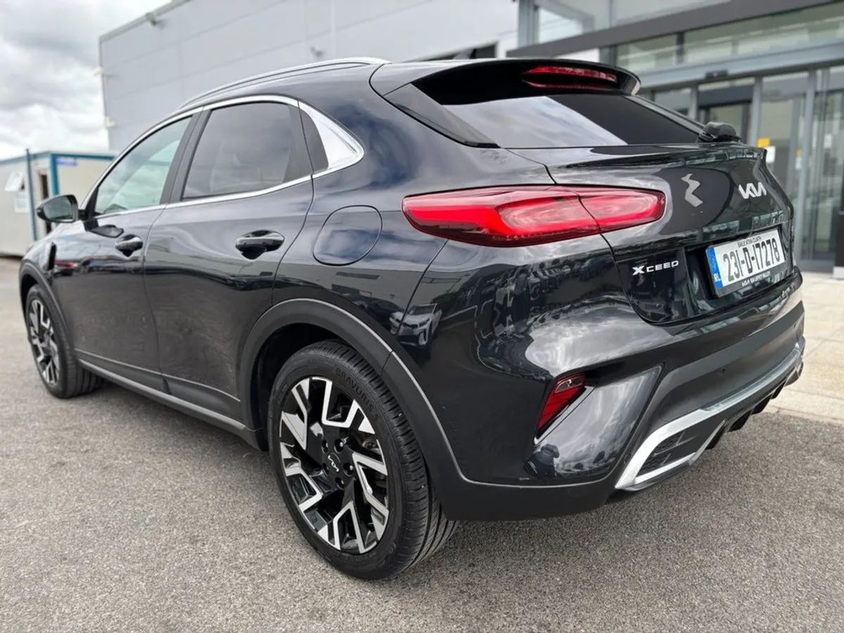 Kia Xceed 1.6 Plug in Hybrid Automatic - Image 3