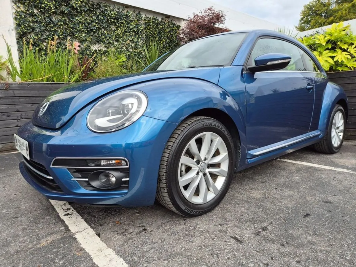 Volkswagen Beetle 1.2 TSI Auto / Design / Low Mil - Image 2