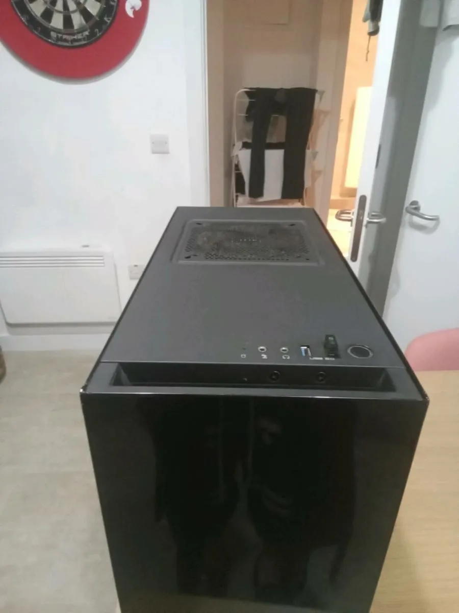 Custom  gaming PC with IKEA desk and 1080p monitor - Image 4